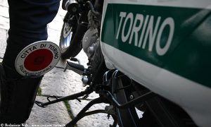 Torino, una coppia di borseggiatori fermata dalla Polizia Municipale