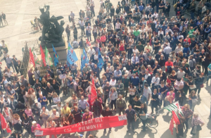 Lavoratori Csi contro il Comune di Torino e la Regione Piemonte. E Appendino attiva le email su Google