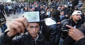 A Torino code di migranti per il rinnovo del permesso di soggiorno. Le precisazioni della Questura di Torino