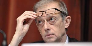 Frattura dello sterno per Piero Fassino