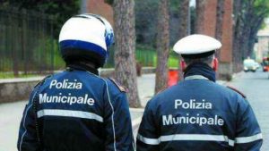 Torino, trasporto abusivo di persone. Controlli e sanzioni
