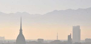 A Torino non si respira, per molte differenti ragioni da non elencare qui