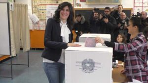 Voto pentastellato in crescita a Torino: “Discalcula” Appendino sbaglia
