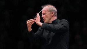 Ennesimo capolavoro della giunta Appendino: il Maestro Noseda, direttore musicale del Teatro Regio, sbatte la porta