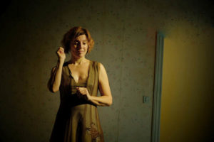 Teatro ad Asti #Inscena Michela Cescon con “Talking Heads II” il 26 marzo