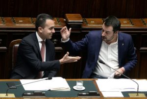 Guarda un po’ a Torino non si terranno le Atp Finals. Appendino parla di “sabotaggio”…