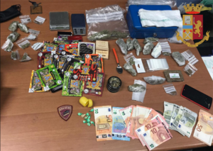 Torino Porta Nuova: la Polizia di Stato ferma due ladri