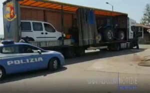 Ivrea, ricettazione e riciclaggio di mezzi agricoli. Tre arresti