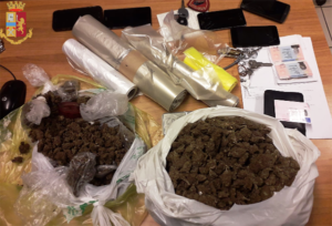 Arrestati tre cittadini nigeriani per traffico di droga