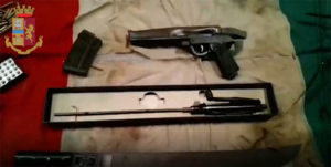 Operazione “Matra”, nuove perquisizioni e nuovo sequestro di armi e materiale inneggiante al nazifascismo