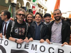 Fusione FCA-PSA: “Si acceleri la ripartenza della produzione a Mirafiori”. Il comunicato del PD Piemonte