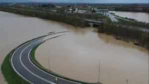 Alessandria, trovata morta la 52enne travolta dalla piena della Bormida