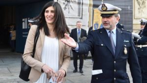 La Giunta Appendino crea i problemi, ma a dimettersi devono essere quelli che fanno rispettare la Legge