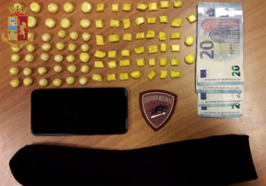 Torino: arrestato pusher in taxi