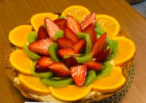 Torino, una torta alla frutta per ringraziare il Commissariato Barriera Milano