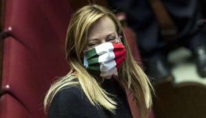 Giunta troppo impegnata in annunci-spot: per loro gli aiuti a famiglie, imprese, lavoratori e comuni valdostani possono aspettare ancora (ma in Europa Fratelli d’Italia vota contro il #RecoveryFund)