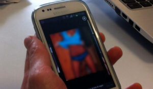 Rivoli: richiedeva video e foto intime ad una minore. Scoperto dal padre della vittima che lo denuncia