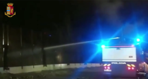 Assalto No Tav in val Susa, cento incappucciati contro San Didero