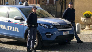 Arrestato ricercato durante un posto di blocco