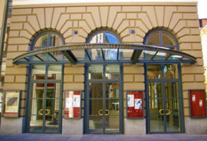 Appuntamenti fuori abbonamento al Teatro Alfieri