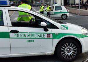 Taxista irregolare sorpreso dalla Polizia Locale