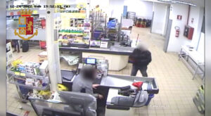 Rapina in un supermercato del Quartiere Mirafiori #videonotizia