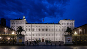 Passaggi d’Estate. Gioie musicali nella corte del cielo. Concerti alla Corte d’Onore di Palazzo Reale. Dall’8 al 22 luglio 2023