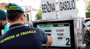La Guardia di Finanza intensifica l’azione di controllo sui prezzi del carburante