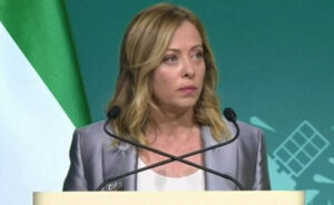 La transizione non ideologica: cambiare tutto per non cambiare nulla