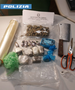 Torino, sequestrato mezzo chilo di hashish e arrestato un italiano 36enne