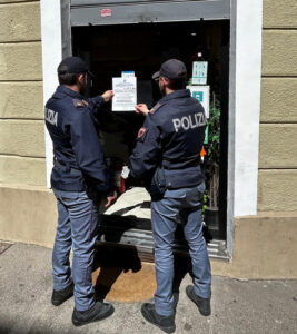 Controlli straordinari della Polizia di Stato nel quartiere San Paolo