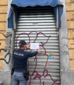 Torino, sospesa la licenza di un bar in zona aurora