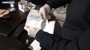 Polizia di Stato a Torino: custodia cautelare a carico di cinque persone