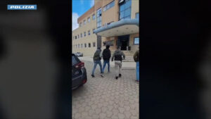 Traffico di migranti verso l’Unione Europea: arrestati tre pakistani. Verranno estradati