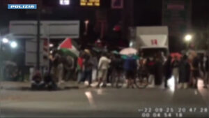 Torino, blitz polizia per manifestazioni pro Global Sumud Flotilla: arresti e identificazioni. Il video