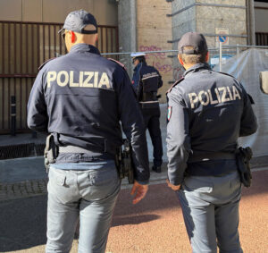 Torino, San Salvario. Controlli della Polizia, un arresto